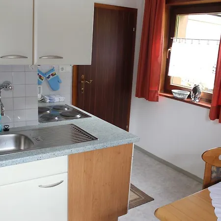 Haus Almrausch Seefeld w Tirolu