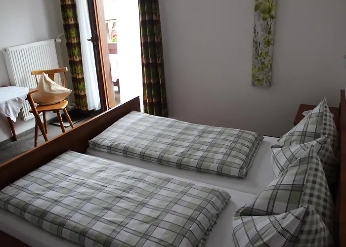 Haus Almrausch Guest house